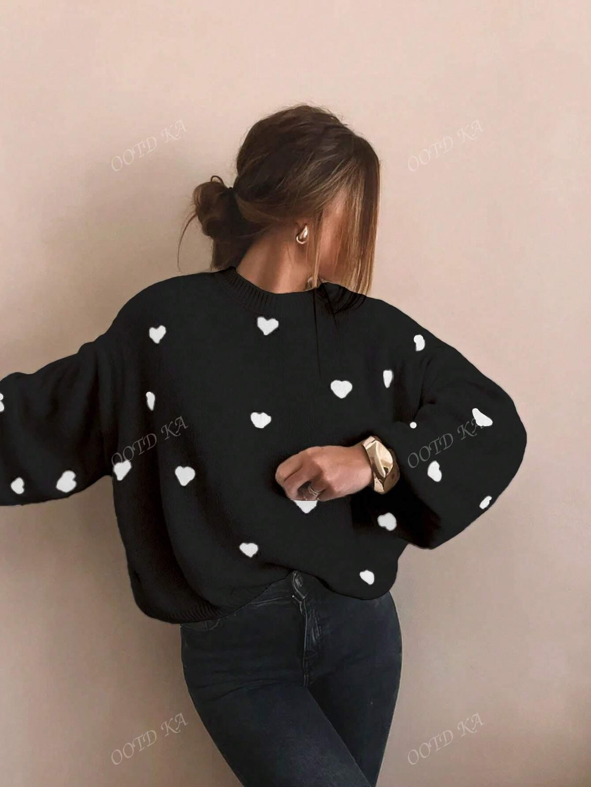 Norevia Trui – Speelse flair met een zachte twist