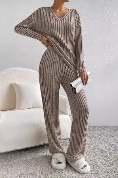 Dames Loungewear Set Ribgebreid – Comfortabele Top Met V-Hals & Wijde Broek